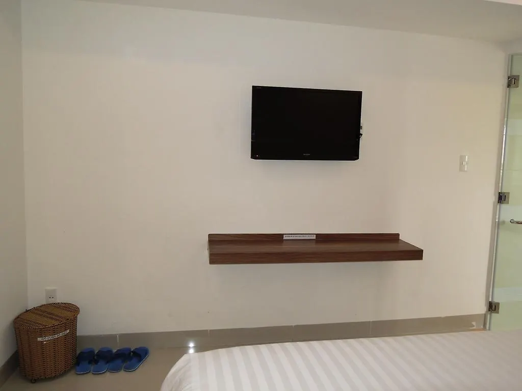 Pearl City Hotel Нячанг Вьетнам
